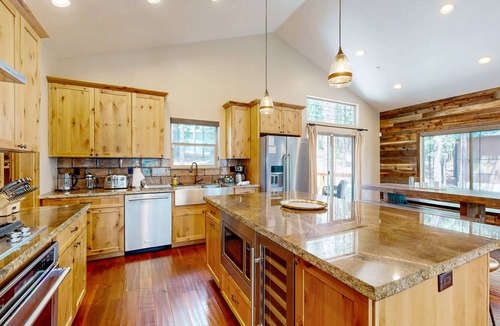 Country Club Estates House | Lavish custom home with private hot tub & 2 living areas - near slopes & lake