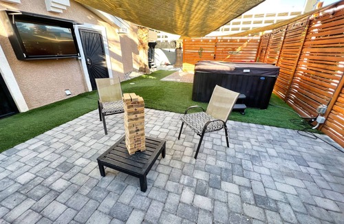 Gateway District Apartment | Legends Getaway