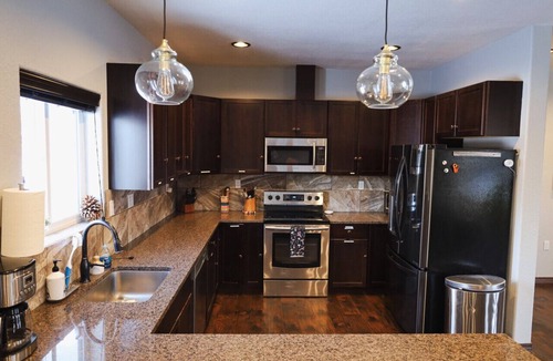Altamont House | Lepista Landing Family Home Near Downtown KFalls