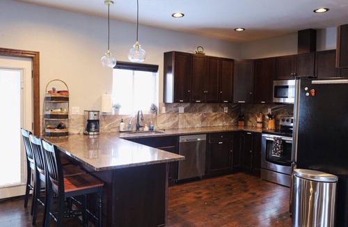 Altamont House | Lepista Landing Family Home Near Downtown KFalls