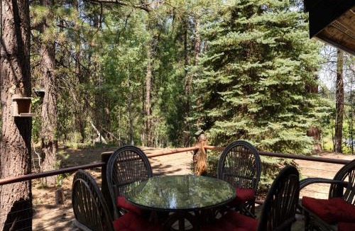 La Pine House | Little Deschutes Wildlife Lodge - Nature's Cabin