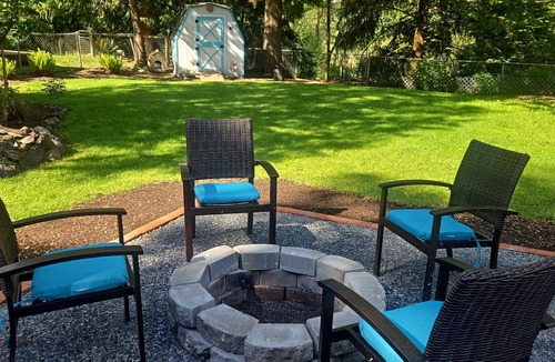 Jordan Road-Canyon Creek House | Little House Off the Loop, 2-Bed Home w/AC, 5 min from downtown Granite Falls