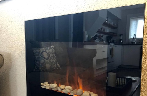 Old Bend Cottage | Little Lava, IN Downtown Bend, AC, 100+mbps Wifi, Bikes, Walk Everywhere