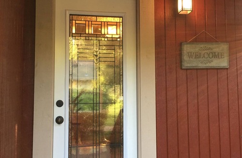 Shasta Cabin | Little Red House Cute, Cozy, Rustic Home in Historic Shasta Whiskeytown Lake