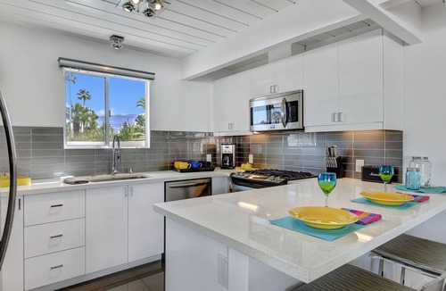 Sunmor House | Live More! - Rare Wexler designed Sunmor Retreat!