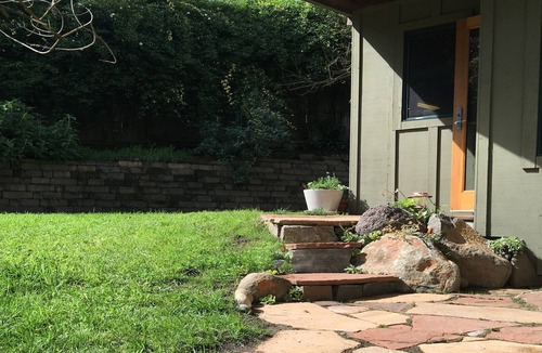 Penngrove House | Located in the middle of Wine Country is this beautifully crafted house.