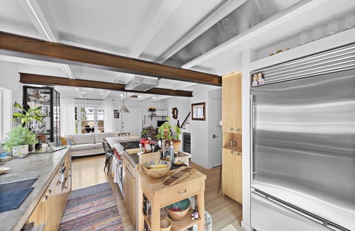 Laguna Beach Cottage | LOCATION!!! 1927 Cottage in Hip District - 5 min walk to beach