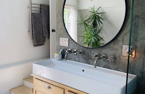 Laguna Beach Cottage | LOCATION!!! 1927 Cottage in Hip District - 5 min walk to beach
