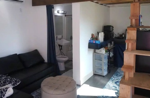 Los Gatos House | Loft tiny house near Valley, Beach, & Wine Tasting