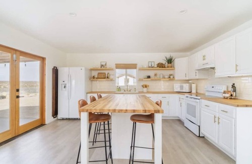 Twentynine Palms House | Loma Vista - Pool, Spa, Outdoor Movies, Meditation