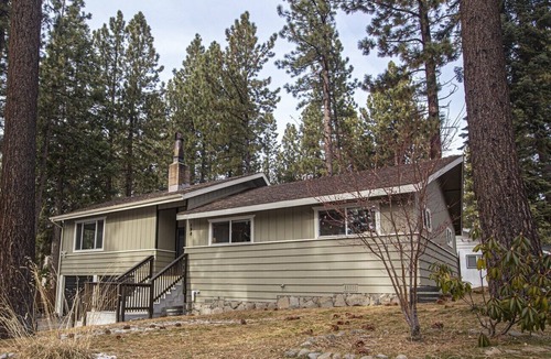 Skyland House | Lovely 3BR/2BA near Heavenly. 30 day minimum booking at a terrific nightly rate!
