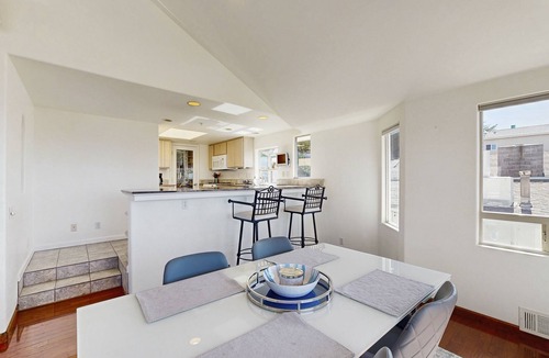 Cayucos House | Lovely House w/Beautiful Ocean Views, Grill & Jetted Tub - Walk to Beach & Town