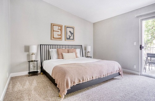 Willow Glen Apartment | Lovely San Jose 2BR w/ Gym, Pool & Parking, near highways, by Blueground