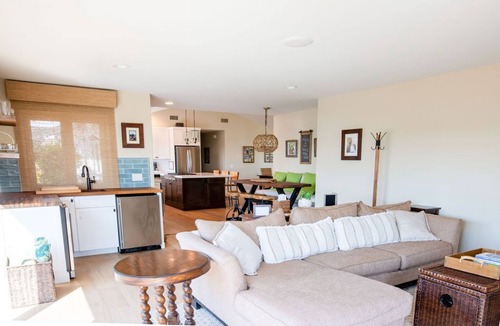 Shell Beach House | Lovely Shell Beach custom home w/epic ocean views