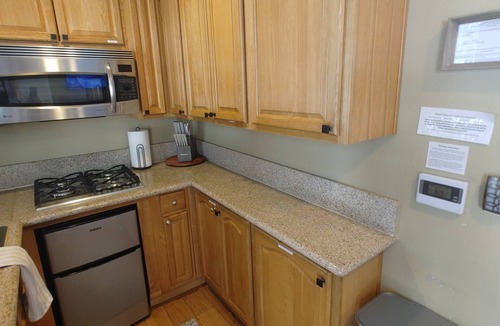 Green Valley Lake Cabin | Lovely Studio cabin in peaceful Green Valley Lake.