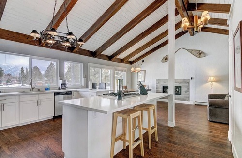 Tahoe Keys House | Lucerne Lake House - Lakefront Tahoe Keys
