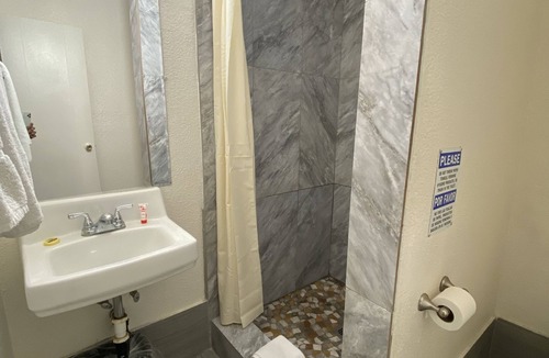 Sunrise Manor Hotel | Lucky cuss Motel
