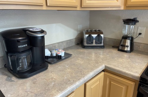 Mesquite Condo | Lucky Seven Oasis by Mesquite Vacation Rentals with Community Pool and $510 in free daily activities