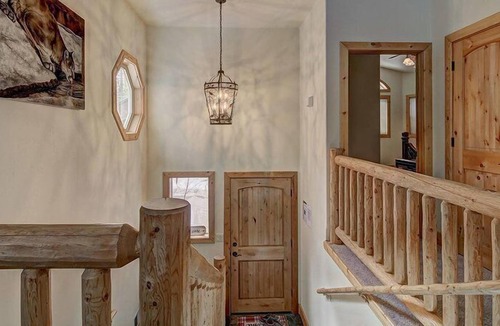 Tahoe Island House | Lukins Lodge by the Lake | Hot Tub