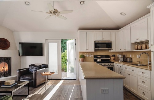 Encinitas House | Lux Casita with Pickleball & Resort Amenities