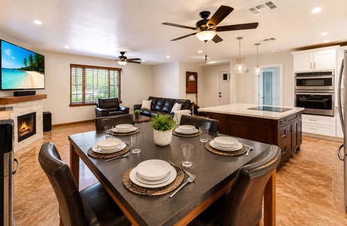 Park Scottsdale Four House | Lux Retreat Mins 2 Mayo Clinic + Honor Health + Talking Stick Casino and Airport