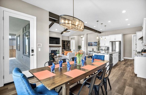 Carson City House | Luxe 1-Level Home | Family-Friendly | Lush Yard | Steps to Hike & Golf