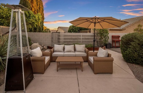 Boulder Mountain Highlands House | Luxe 4BR Desert Oasis w Pool Mtn Views