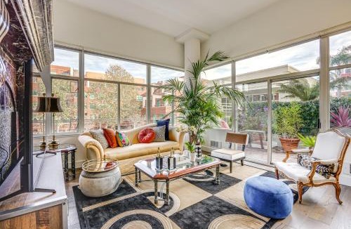 Emeryville House | Luxe Condo w/Private Patio & Perks in Emeryville!
