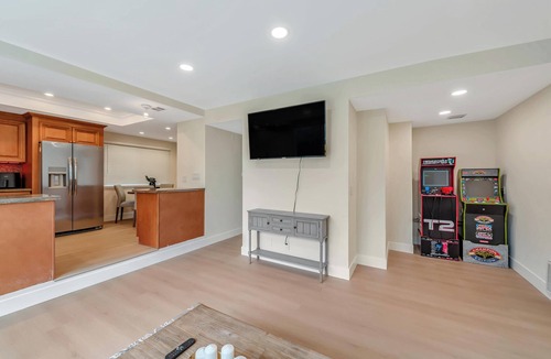 South San Jose House | Luxe Home Steps from Mall and Downtown Escape
