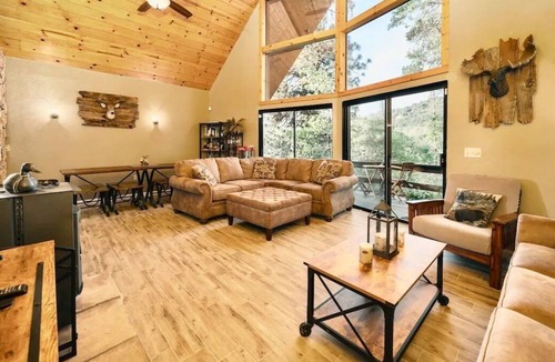 California Hot Springs Cabin | Luxe Private Getaway in Sequoia National Forest!