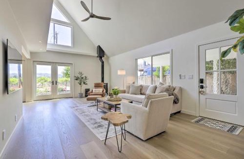 Rutherford House | Luxe Wine Country Getaway w/Vineyard Views