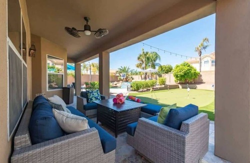 Arabian Crest House | Luxurious All In 1+HtdPool+HotTub+ArcadeGames+More