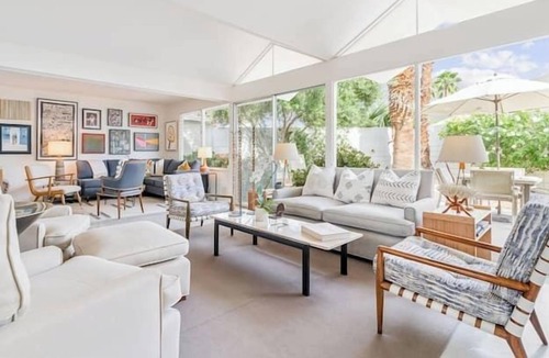 Araby Commons Condo | Luxurious Desert Condo Feat. In Modernism Week