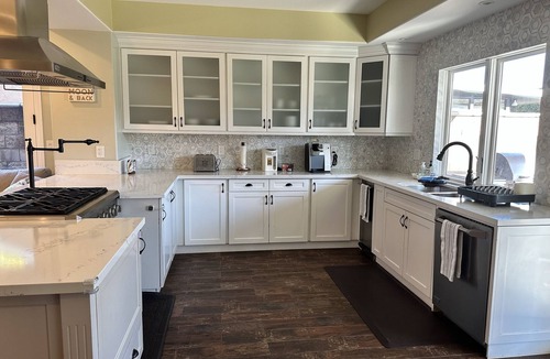 Mira Mesa House | Luxurious Family Friendly Getaway.