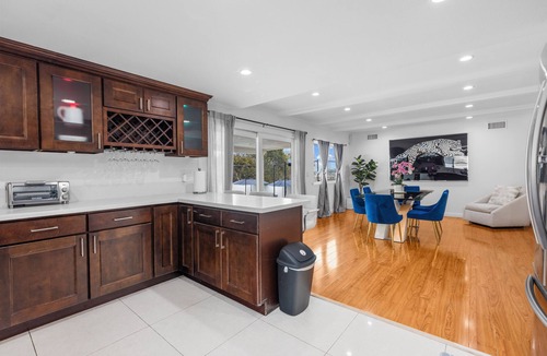Hacienda Heights House | Luxurious Hacienda - Pickleball, Pool, & Jacuzzi