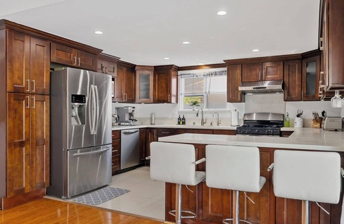 Hacienda Heights House | Luxurious Hacienda - Pickleball, Pool, & Jacuzzi