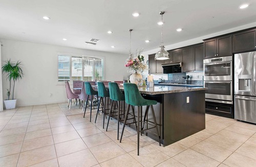 Fontana House | Luxurious Haven on Curry Place 5BR3B｜Family Friendly｜Dedicated Workspace #41793