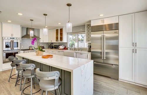 Huntington Beach House | Luxurious home less than 1 mile walking to Ocean!