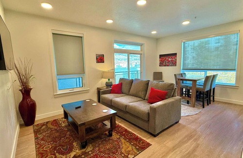 Downtown Salt Lake City Condo | Luxurious New Condo in Downtown SLC