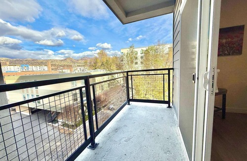 Downtown Salt Lake City Condo | Luxurious New Condo in Downtown SLC