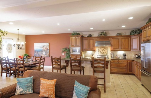 Downtown Condo | Luxurious Valentina Suites Penthouse in Pismo Beach
