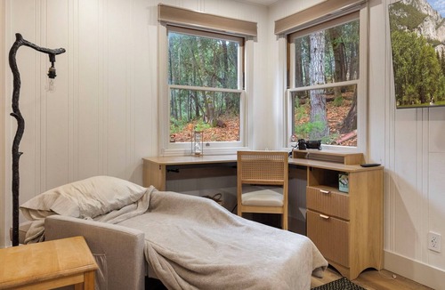 Twain Harte Cabin | Luxury 2-bedroom remodeled cabin in charming Twain Harte. Relax & rejuvenate!