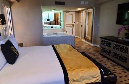 Las Vegas Apartment | Luxury 4-bedroom Presidential Lock off Suite in Westgate Resort & Casino