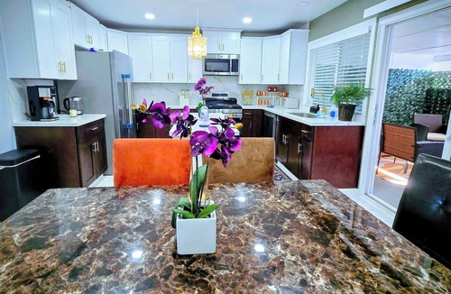 Mira Mesa House | Luxury 4BR, 4 bedrms/6beds Smart Home in San Diego