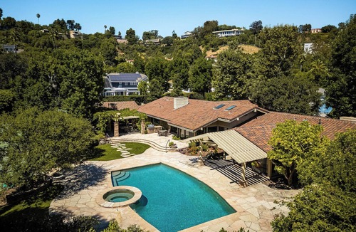 North Tustin House | Luxury 5-bedroom OC estate with US Open surface tennis court near Disneyland