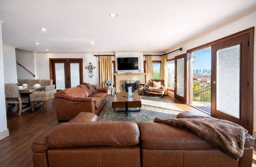 Mission Hills House | Luxury 5BD/4BA Mission Hills/Stunning Rooftop + Skyline Views