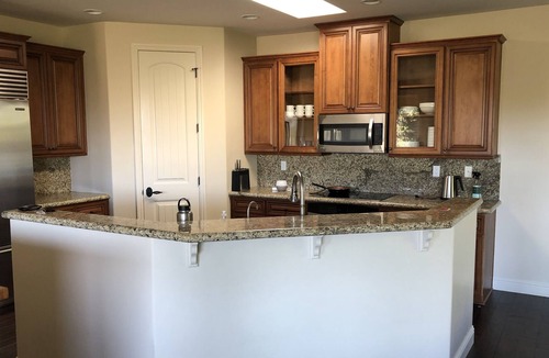 Avila Beach House | Luxury Avila Beach- Mtn & Ocean Views, Beach, Trails, Wineries, Natural Beauty.