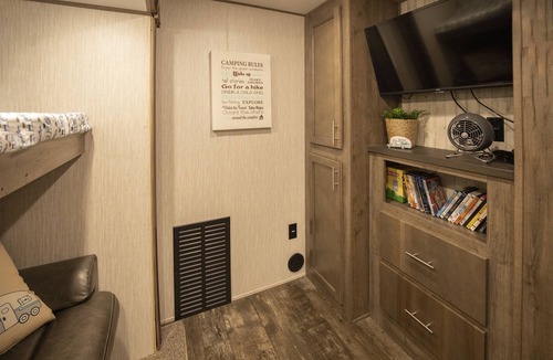 Nipomo House | Luxury Beachfront 42 ft. Home on Wheels with Bunk Room & Loft