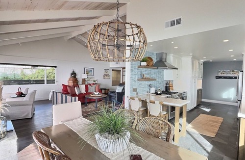 Cayucos House | Luxury Beachfront Living - Private Beach Access - Cayucos On The Beach!