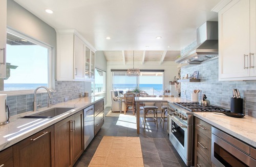 Cayucos House | Luxury Beachfront Living - Private Beach Access - Cayucos On The Beach!